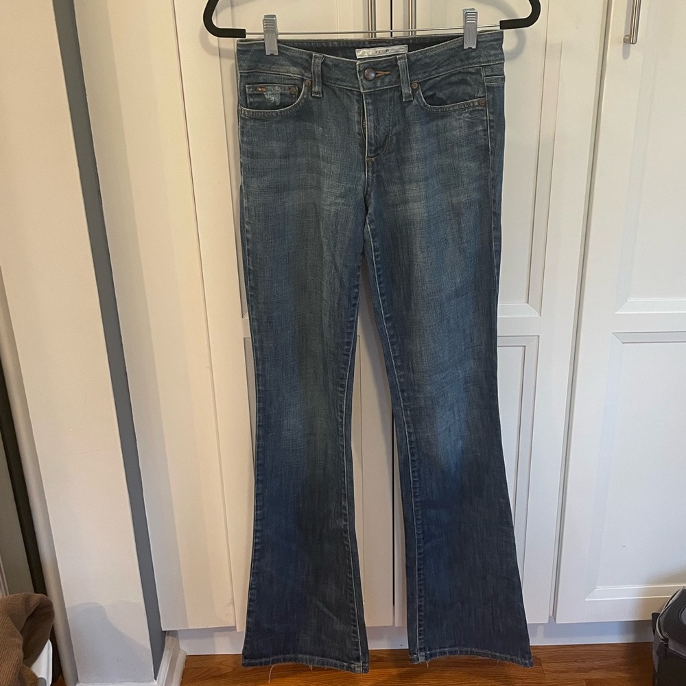 Joe’s Harvey  (Medium Distressed Blue) Honey Fit Boot Cut Jeans Size W27